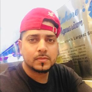 Meet your Posher, Atif